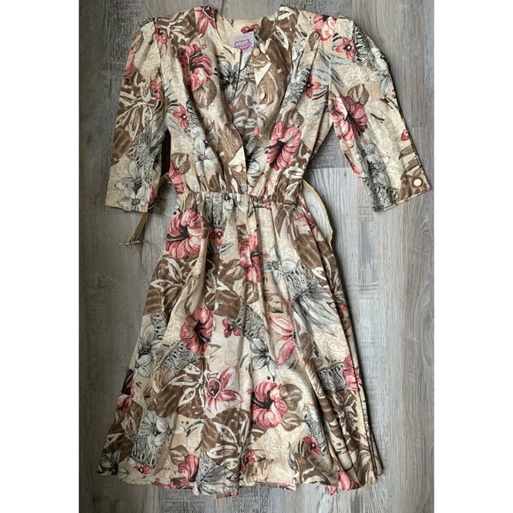 vintage California Looks : tropical swing dress - Picture 8 of 15